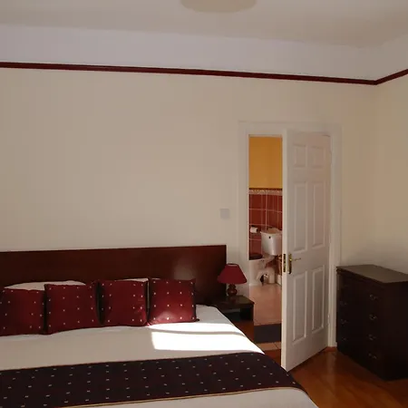 Bed & Breakfast Kilburn House