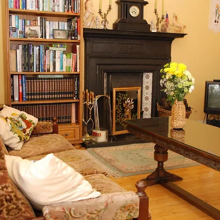 Kilburn House Bed & Breakfast 4*