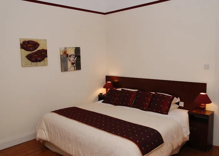 Kilburn House Milltown (Kerry)